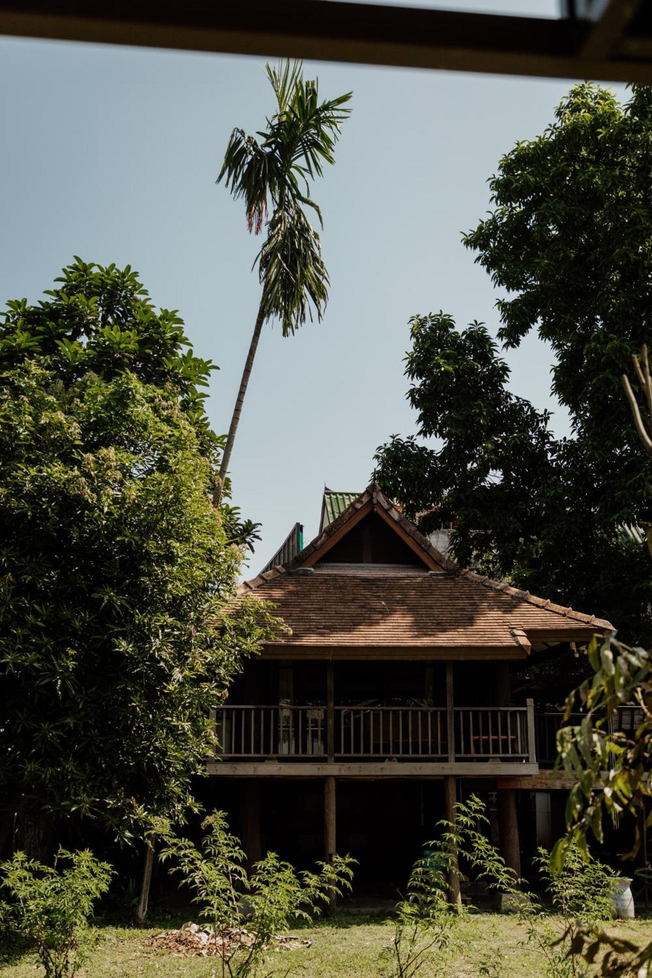 The Yard Hostel Chiang Mai Exteriör bild