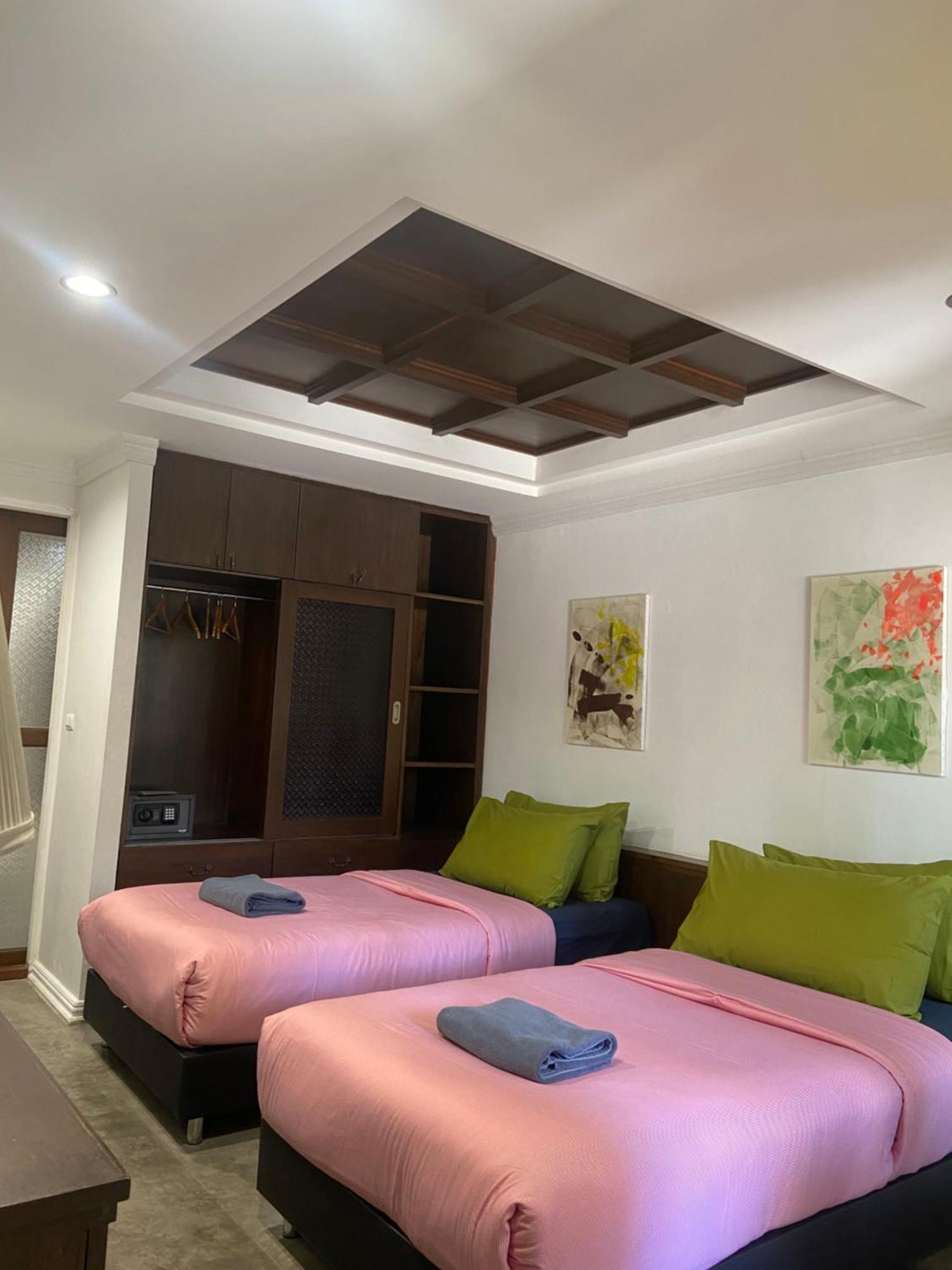 The Yard Hostel Chiang Mai Exteriör bild